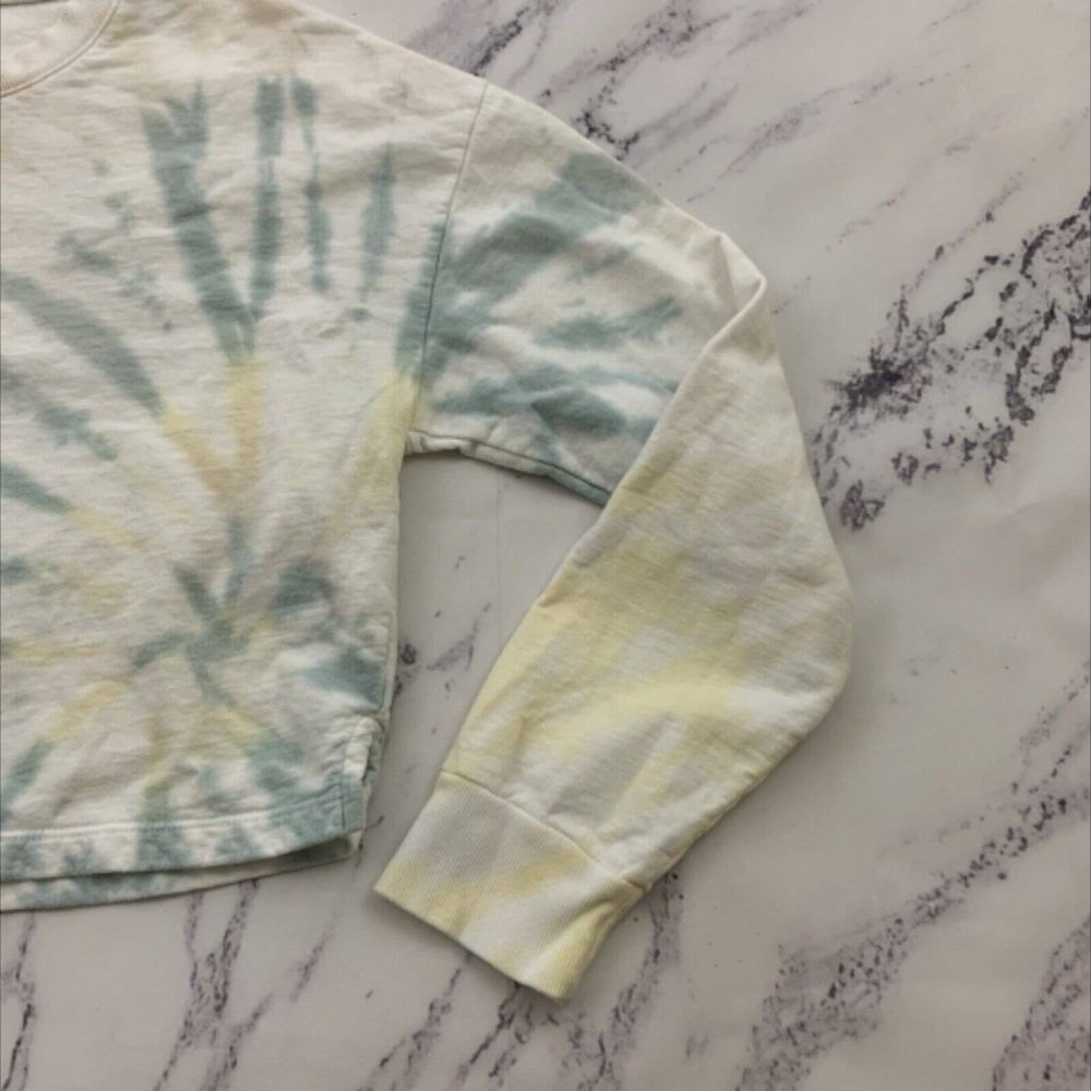 Beyond Yoga Weekend Boxy Crop Pullover Sweatshirt Top Size M White Blue Tie Dye - Picture 4 of 4